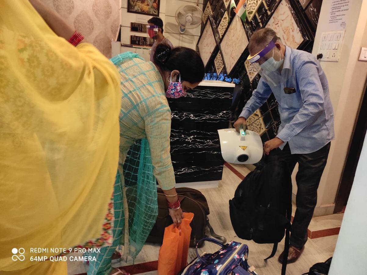 Hotel Aadesh Palace Varanasi Eksteriør billede