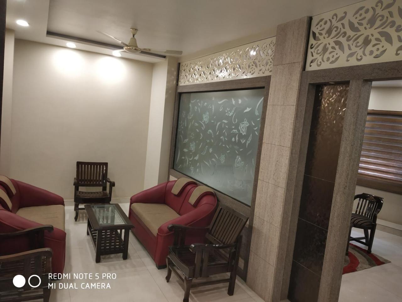 Hotel Aadesh Palace Varanasi Eksteriør billede